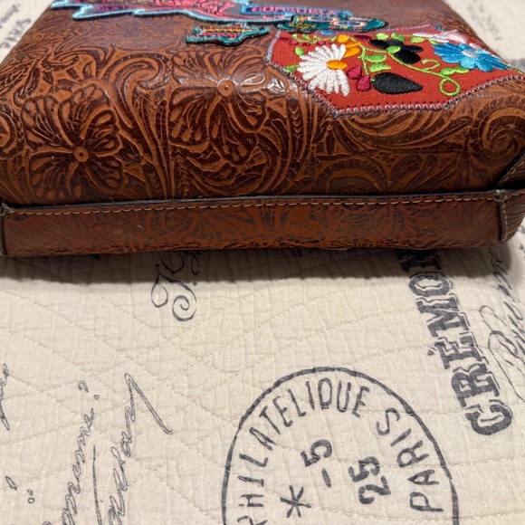 Consuela Suzie - Picture 3 of 4